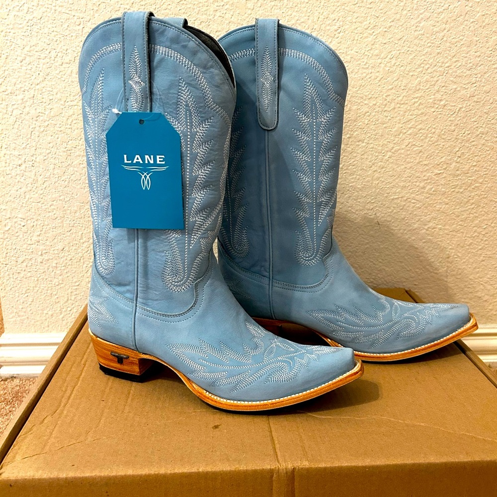 New Lane “Lexington” Boots in Powder Blue